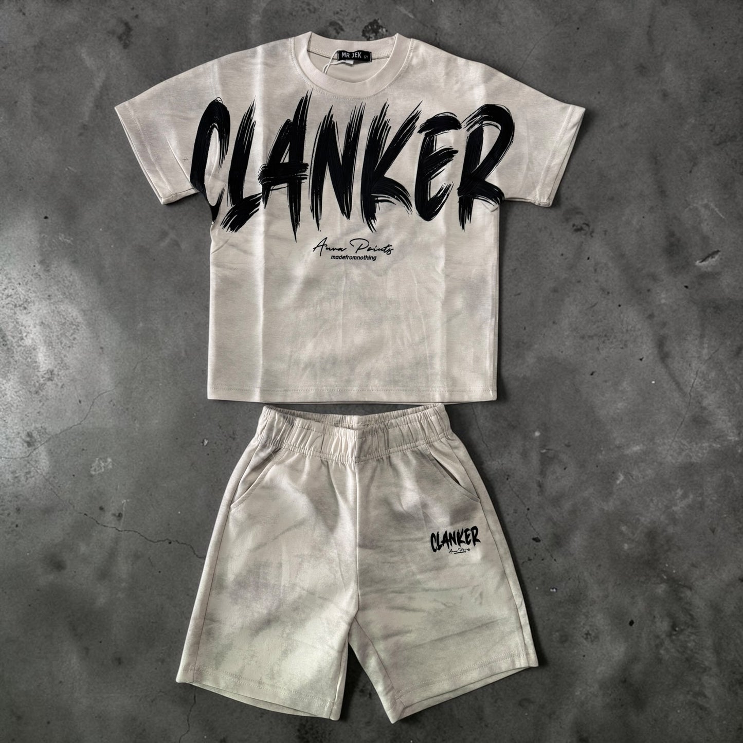 Short set “CLANKER”