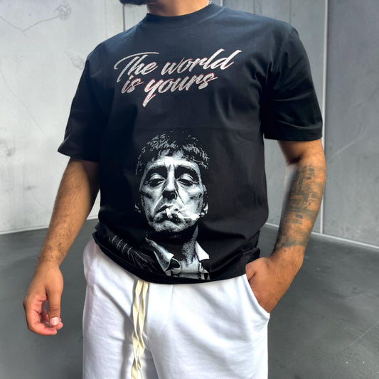 T-Shirt “THE WORLD IS YOURS”