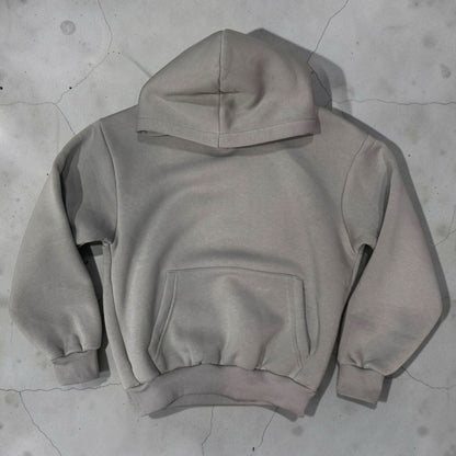 Felpa con cappuccio Chulo Store color grigio tortora in tessuto morbido con tasca a marsupio e bordi a costine