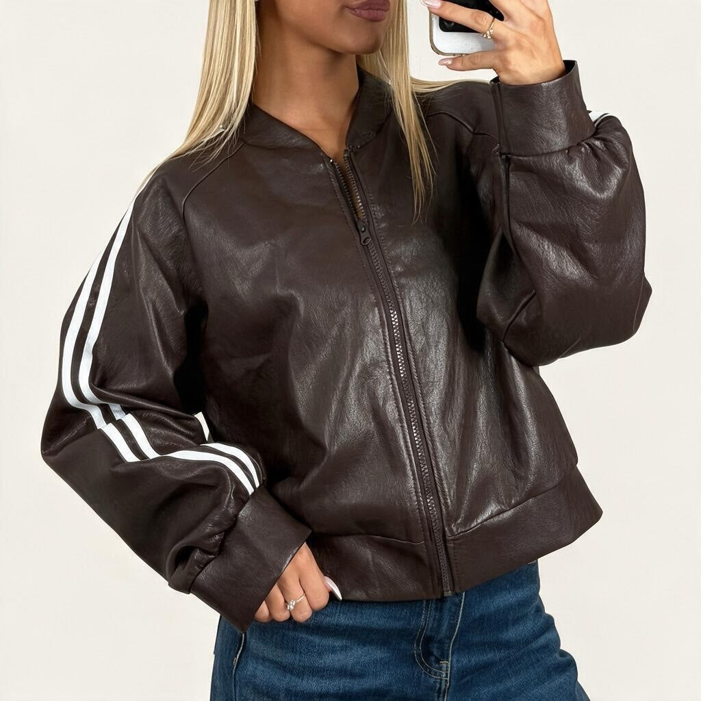 Giacca bomber Chulo Store marrone in ecopelle con bande bianche laterali sulle maniche e chiusura a zip