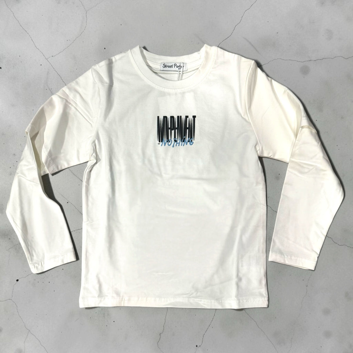 Maglietta a maniche lunghe Chulo Store bianca in cotone con grafica All or Nothing sul petto, stile streetwear